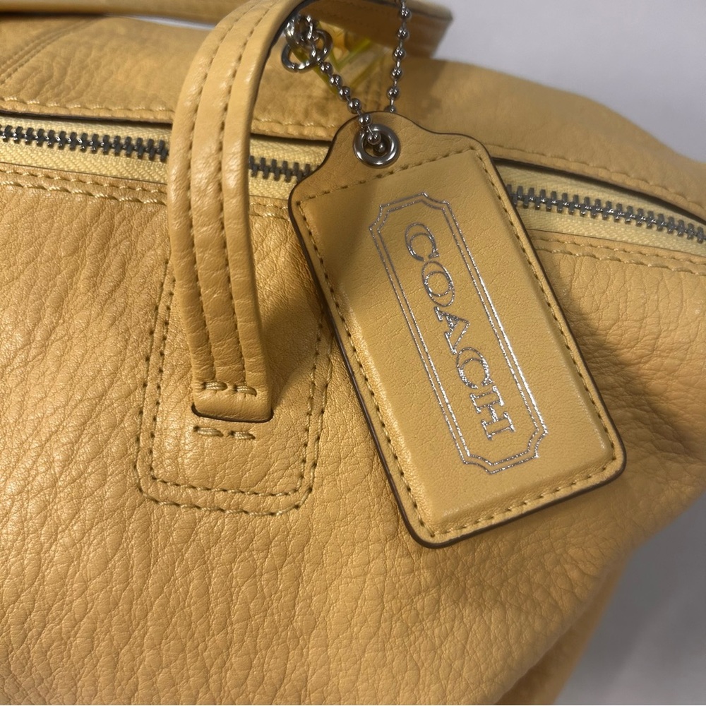 Coach Julia Satchel leather handbag purse sunflower yellow new w/ flaw vintage - Picture 16 of 17